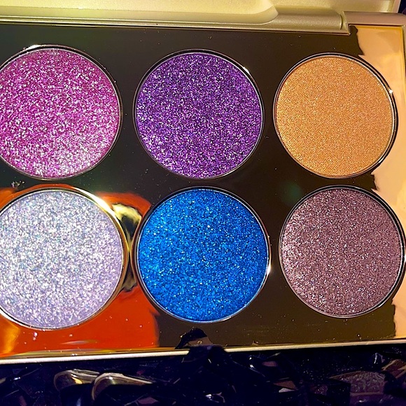 🌺BOGO50%🌺🆕🌿STILA: Happy Hour Palette
